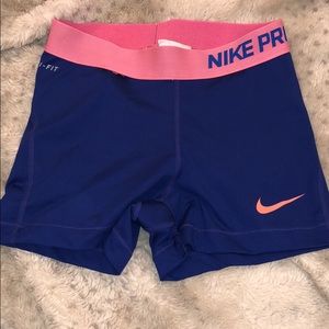 Nike spandex